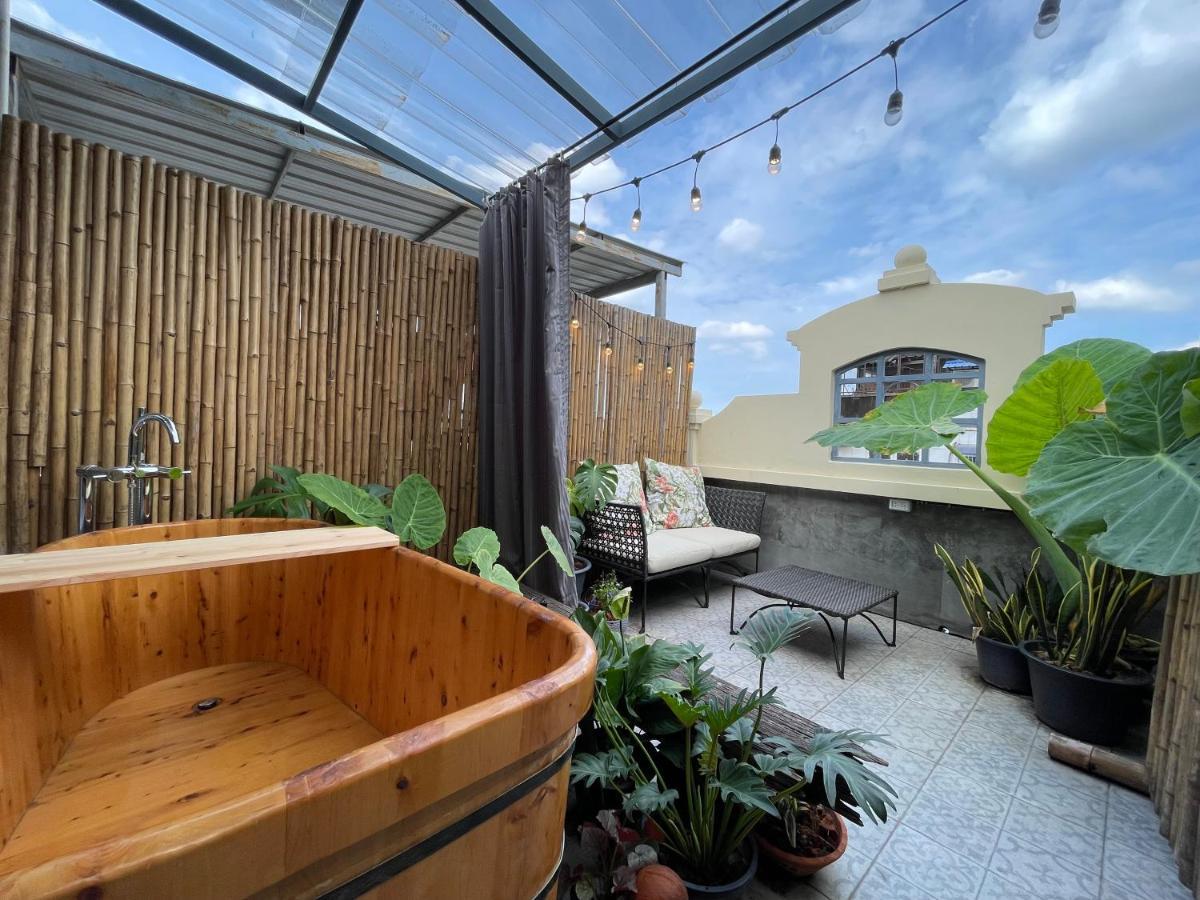 Central Old Town Cottage Bangkok Luaran gambar