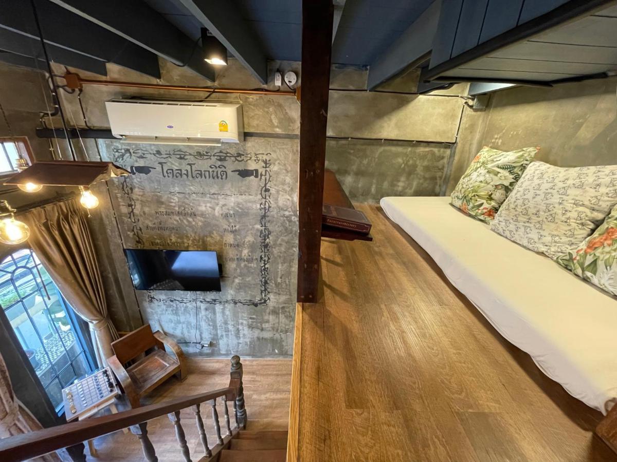 Central Old Town Cottage Bangkok Luaran gambar