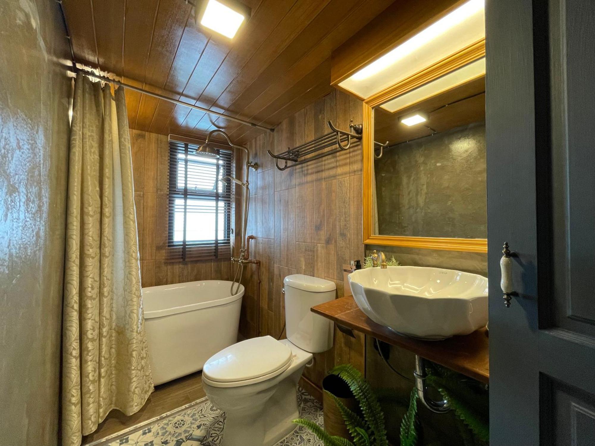 Central Old Town Cottage Bangkok Luaran gambar